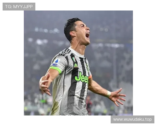 迪巴拉展示高效射门技巧，助力球队在赛季中保持竞争力